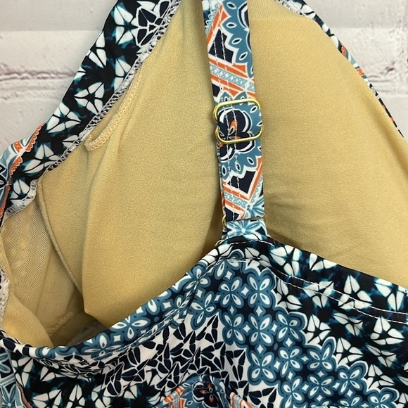 Swimsuits for all Crest Tie Front Underwire Swimdress - Picture 8 of 14